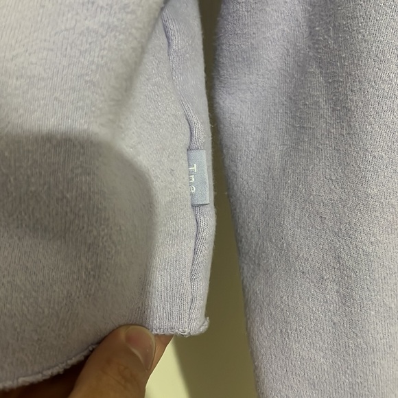 Aritzia‎ Tna Cropped Purple Hoody - Picture 4 of 5